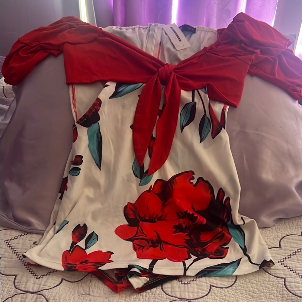 Floral Red and White Women's Top
